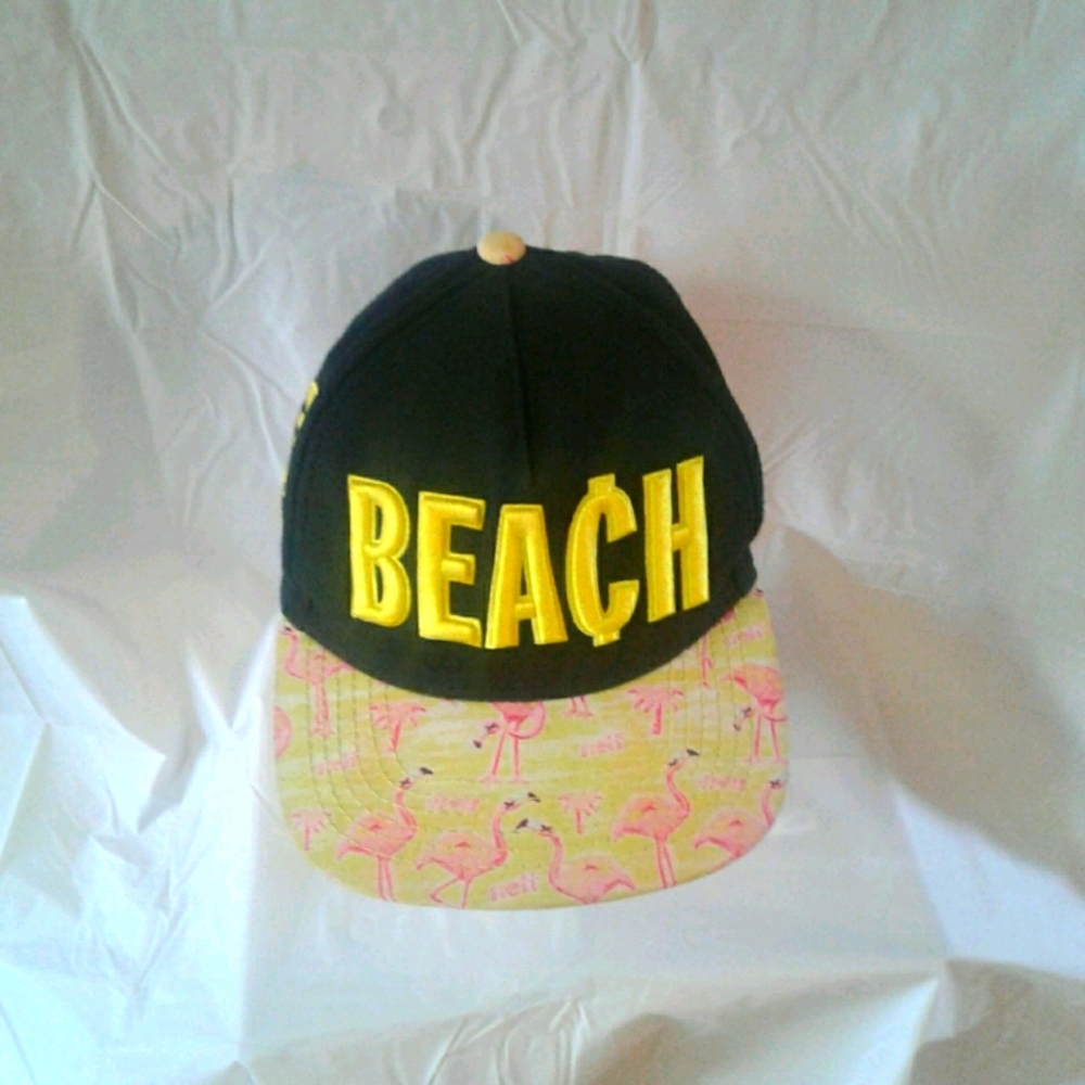 women's  Neff  beach hat adjustable flamingo design